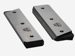 Counter-Knives4